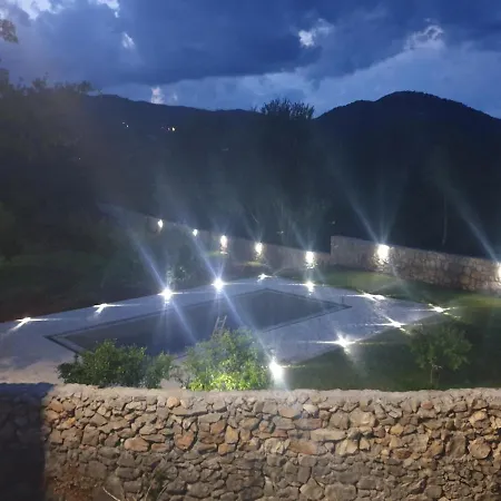 בית נופש Ranch Globarevic Skadar פודגוריצה